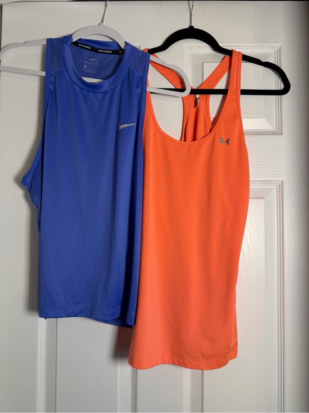 Nike Under Armour Women’s Medium Athletic Tank Top Bundle